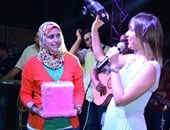 بالصور.. طلاب صيدلة ينفذون كليب "حب جامد" بحفل جنات بالإسكندرية