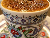 "ديلى ميل":تناول القهوة والشاى بانتظام يقلل محيط الخصر ويحمى من السكر
