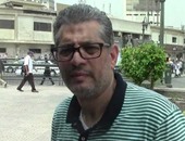 بالفيديو..مواطن يطالب المسئولين بإخلاء محطة مترو حلوان من الباعة