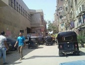 صحافة المواطن.. شكوى من الزحام أمام مترو حدائق المعادى بسبب التوكتوك