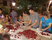 بالصور.. الكنائس تستعد لتوزيع البلح والجوافة فى احتفالات عيد النيروز