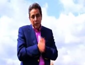 بالفيديو.. محمود سعد يقدم حلقات "آخر النهار" من قلب فرنسا
