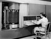 شركة IBM تحتفل بإطلاق أول كمبيوتر فى العالم.. كان يؤجر بـ34 ألف دولار