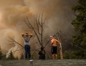 اخبار امريكا..موجة جديدة من إجلاء المنازل بكاليفورنيا بسبب حرائق الغابات