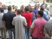 صحافة المواطن.. قارئ يشارك بصور وقفة احتجاجية بمنطقة القاهرة الأزهرية