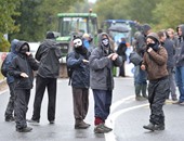 أزمة وقود فى غرب فرنسا بسبب احتجاجات سائقى الشاحنات