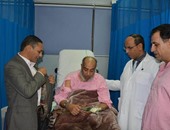 بالصور.. اتحاد المصريين بالسعودية يزور المرضى بالمستشفيات فى أول أيام العيد