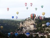 بالصور.. فرنسا تحتفل بمهرجان المناطيد الهوائية