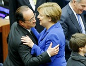 هولاند وميركل يبحثان أزمة اللاجئين وخروج بريطانيا المحتمل من اتحاد أوروبى