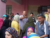 بالصور.. اعتصام أولياء أمور مدرسة ناصر بمنيا القمح للمطالبة بتخفيف كثافة الفصول