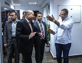 مستشار الرئيس الفلسطينى والوفد المرافق له يزورون "اليوم السابع"