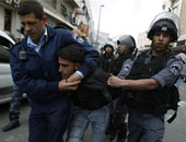 لجنة بالكنيست توافق على تجريد الفلسطينيين من ملابسهم فى الشوارع للتفتيش