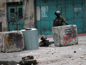 اشتباكات عند باب حطة والاحتلال يحتجز مواطنى غزة على أبواب الاقصى