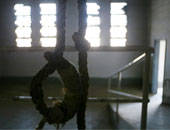 "جنايات بورسعيد" تؤيد الحكم بإعدام أب اغتصب بناته الثلاثة 