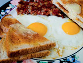 دراسة: تناول الفطور يساعد البدناء فى الحفاظ على نشاطهم