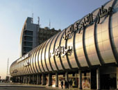 رئيس الشئون الأسلامية بالبحرين يغادر القاهرة بعد حضور مؤتمر دار الأفتاء