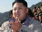 زعيم كوريا الشمالية يتسلق أعلى قمة جبل فى بلاده