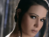 المطربة رحمة تستعد لـ"احلفلى"