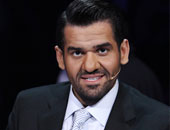 بالصور.. الجسمى يصور محمد فؤاد ويثنى على أداء فريقه