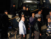 رجال المفرقعات يمشطون محيط استاد القاهرة