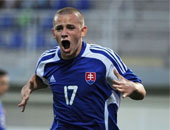 مدرب سلوفاكيا يحذر هولندا من مصير إيطاليا