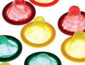 البرازيل توزع 30 ألف واق ذكرى لمكافحة تفشى الإيدز فى المونديال