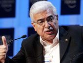 هل يصمت «نظيف» على إهدار المال العام فى مشروعات المياه والصرف؟