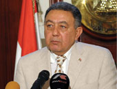 وقفه احتجاجية للعاملين بمستشفيات الصدر والرمد والحميات بالفيوم