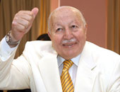 جول يصدر عفوا عن نجم الدين أربكان