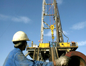 وكالة الطاقة الدولية تتوقع تراجع استثمارات النفط للعام الثالث فى 2017