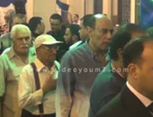 بالفيديو .. عزاء محمد أبو الحسن بحضور وزير الثقافة ونجوم الفن