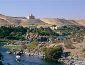 اللى بنى مصر.. ليه حلوانى؟!