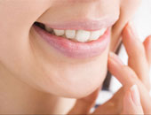 دراسة: صحة الفم الجيدة تساعد على درء خرف الشيخوخة