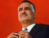 يا أهلا بالمعارك.. خناقة عمرها 65 عاما.. هل كان عبد الناصر بطلا أم مستبدا؟