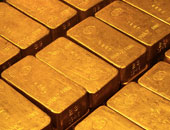 الذهب يرتفع لأعلى مستوى مع هبوط الدولار والعنف فى العراق