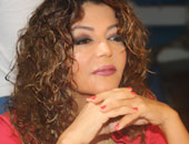 سميرة سعيد تنفى طرح ألبومها الجديد بـ"عيد الحب"