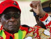رئيس زيمبابوى يتهم نائبته بالتآمر مع السفارة الأمريكية للإطاحة به