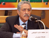 هل طرد الأوقاف المزارعين من أراضيهم لصالح مستثمر عربى؟
