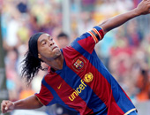 رونالدينيو يدعم برشلونة بلقب "2006"