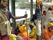 زعماء هندوس يحتجون على وضع صور آلهة على زجاجات جعة فى أستراليا 