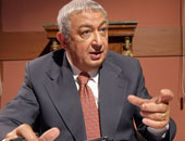 نور الشريف يطالب بتعديلات فى "وحوش أليفة"