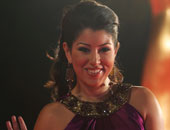 آيتن عامر تقرأ سيناريوهات أفلام جديدة