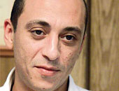 إيقاف تصوير مسلسل "الصعلوك" بسبب وفاة والد المخرج أحمد صالح