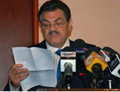 «الوفد» يحارب «الوطنى» بـ«الوطنى».. ويستقطب المستبعدين