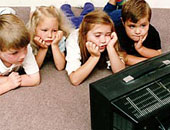 التليفزيون يؤذى المخ والأعصاب والعين ويزيد الشحنات الكهربائية