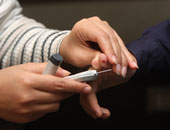 ميس انتصار: أهتم بهم وأتابعهم ولكنه حمل ثقيل
