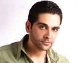 أكمل: لم أضم أغنية "ولا اتهزت" لألبومى الجديد