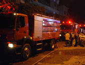 3 سيارات إطفاء تحاول السيطرة على حريق بمطعم كنتاكى بإمبابة