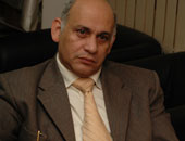 سامح أنطوان يتحدى الشعارات الطائفية وقرارات حزب الجبهة