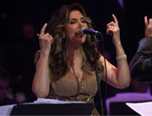 نادية مصطفى تفتتح حفل محكى القلعة بأغنية "ادعوا لمصر" وتهدى الجمهور "ليه كدة"